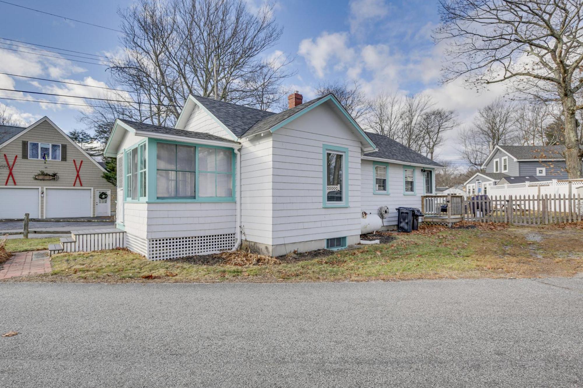 Dog-Friendly Old Orchard Beach Home Less Than 1 Mi To Pier Exterior photo